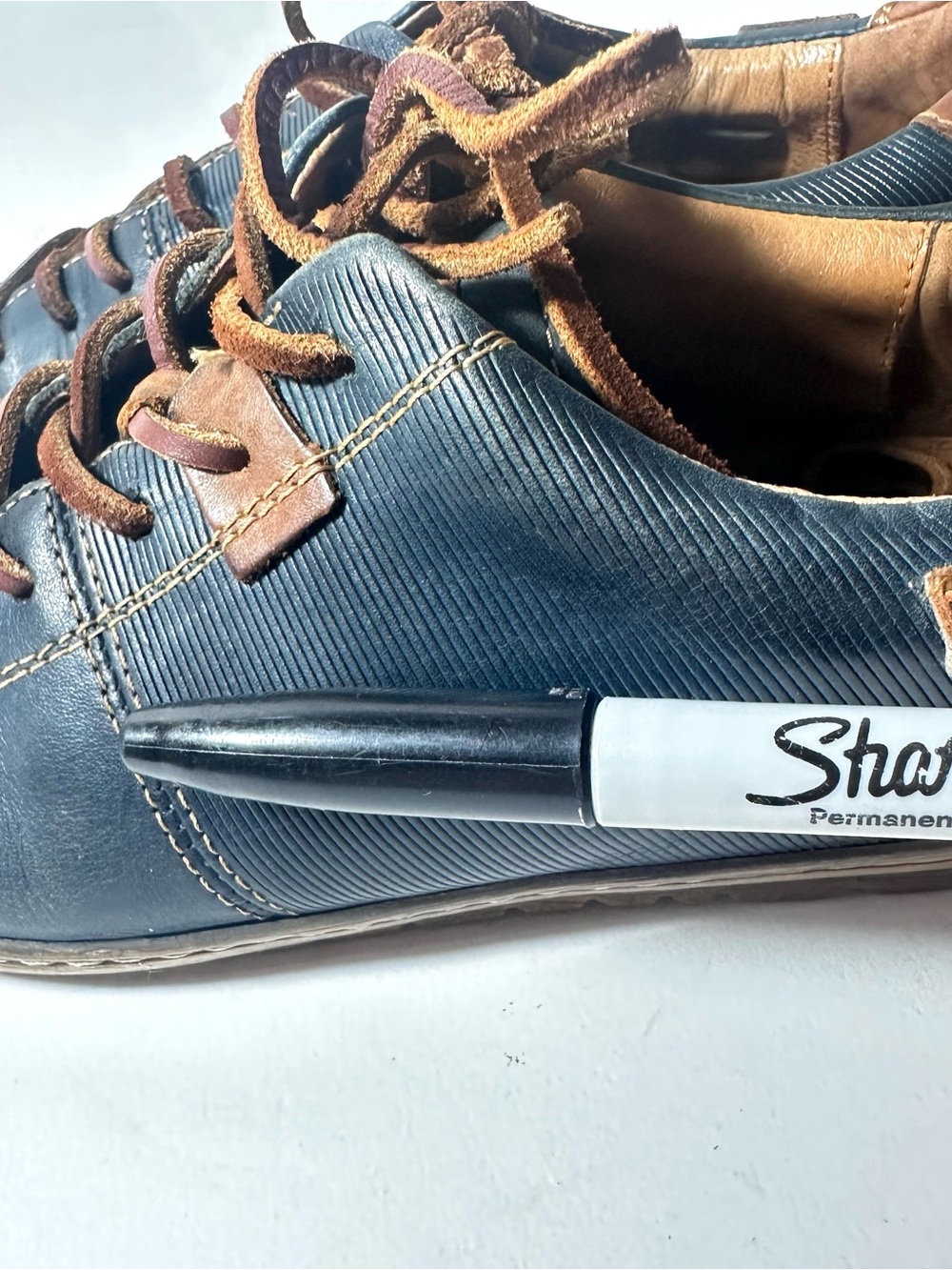 Shoes - Picture 16 of 16